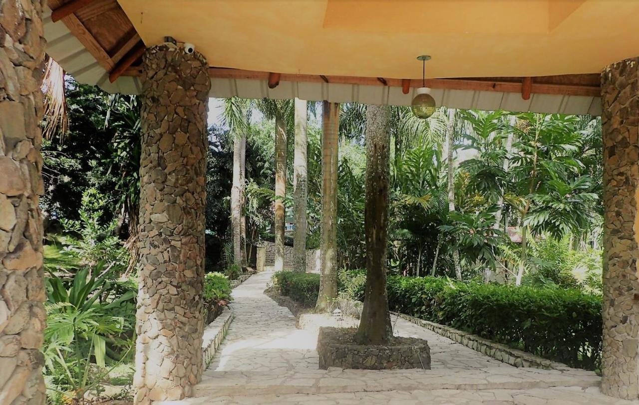 Hotel Colinas Del Rey Hato Mayor Del Rey Dış mekan fotoğraf